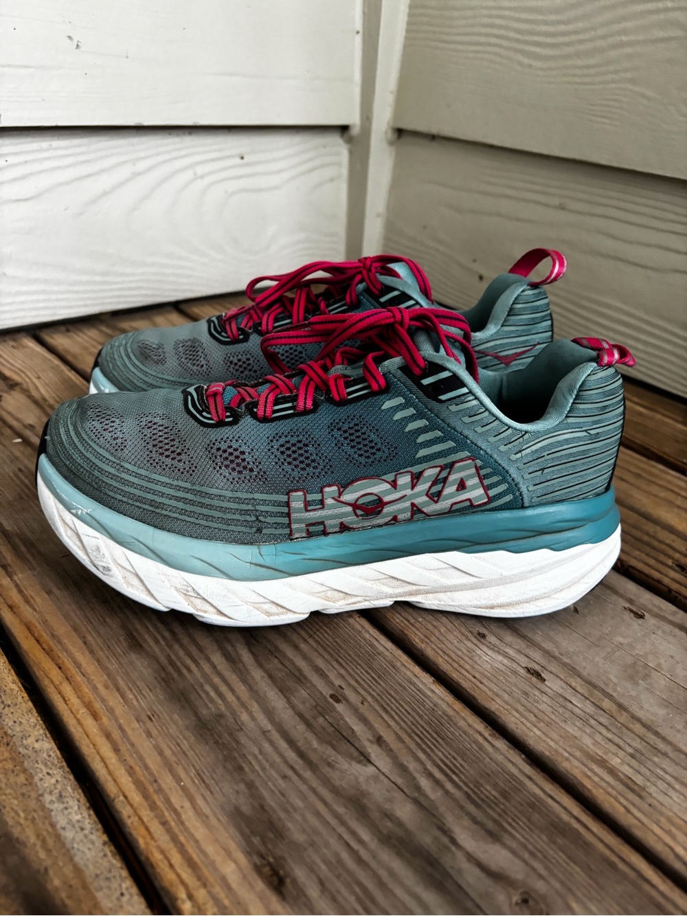 HOKA One One Bondi 6 Running Shoes Teal Pink Womens Size 8 Cushioned